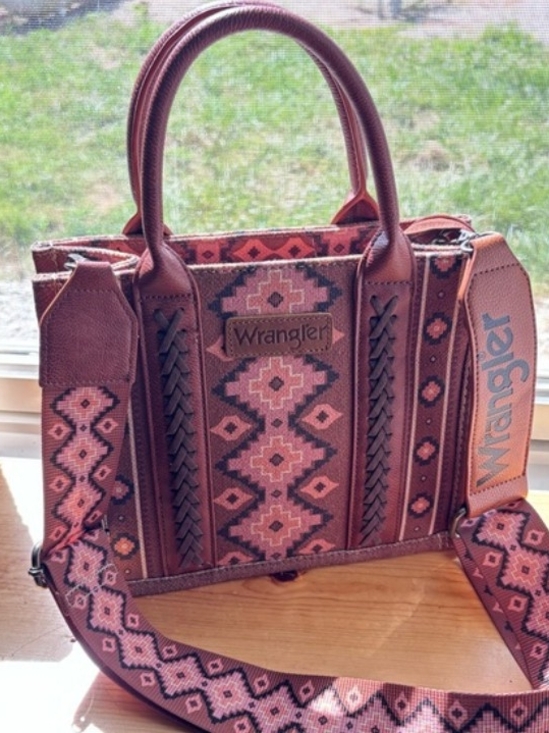 Wrangler Handbags - Wrangler Pink Patterned Crossbody Tote with Detachable Strap